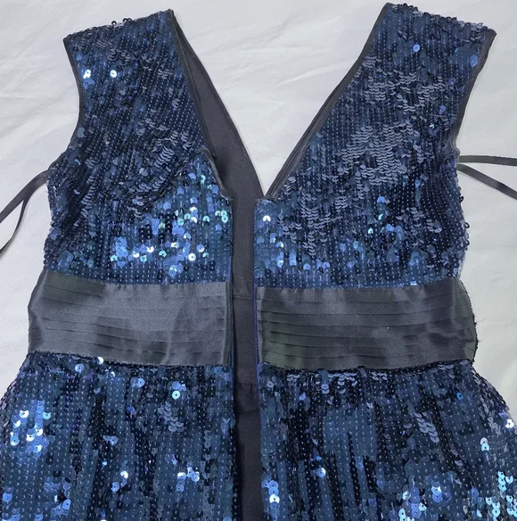 BCBGMAXAZRIA Reeve Sequin V-Neck Cocktail Dress Cobalt Blue XS - Picture 5 of 12